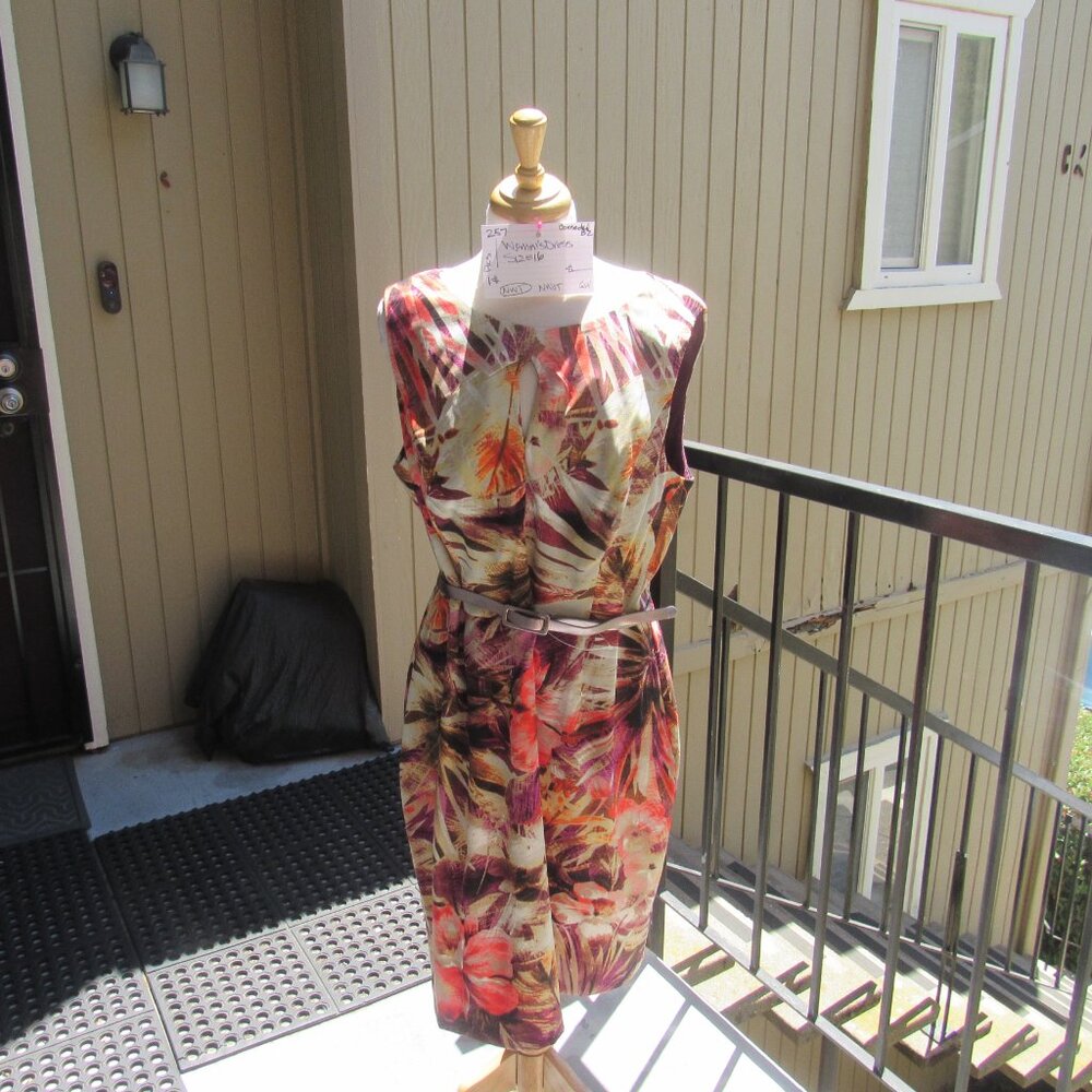 #257. NEW WOMEN'S FLORAL SHIFT SUNDRESS BY CONNECTED  (SIZE 16)